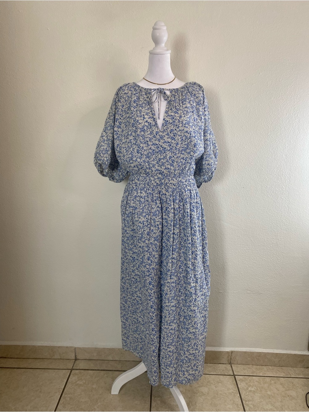 H&M Blue White Floral Maxi Dress XXL Tie Neck Puff Sleeves Smocked Waist Cottage